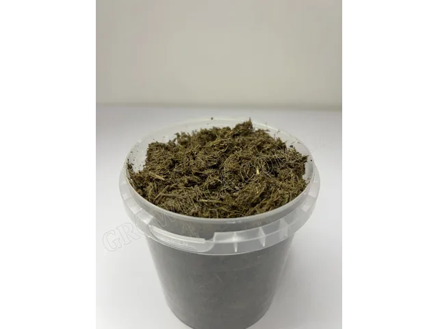 Стерильний гнойовий субстрат зі споровим відбитком Panaeolus